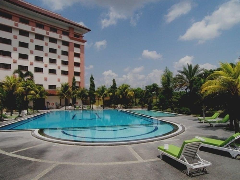 The Sunan Hotel Solo Kültér fotó